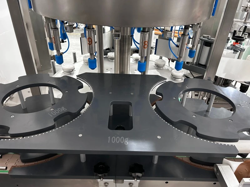 Mouthwash Flat Bottle Labeling Machine